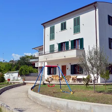 La Nuova Stella Oda ve Kahvaltı *